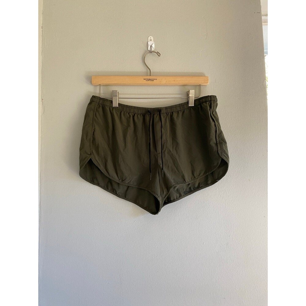 Aritzia Community shorts